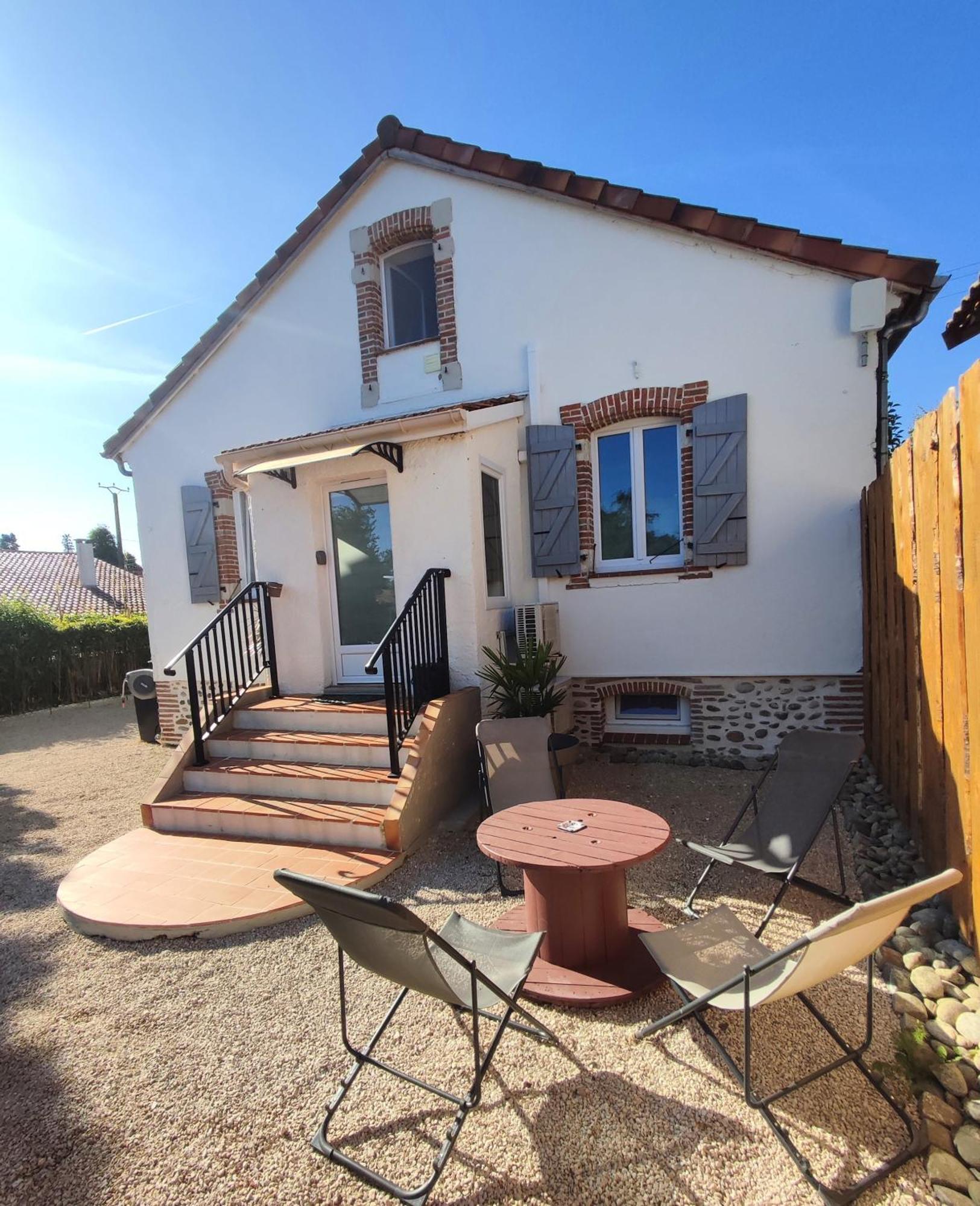 Cazeres Villa Garona Avec Billard Proche Pyrenees מראה חיצוני תמונה